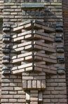 Detail metselwerk.
<br/>
Marcel Westhoff, juli 2016
